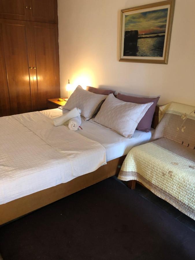 Joannas 2Brooms Sea Apartment Peraía Екстериор снимка